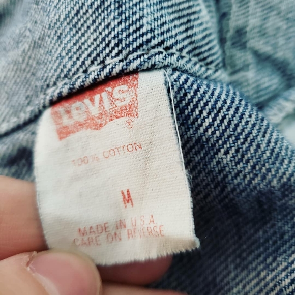 VINTAGE LEVI JEAN JACKET - Picture 5 of 5
